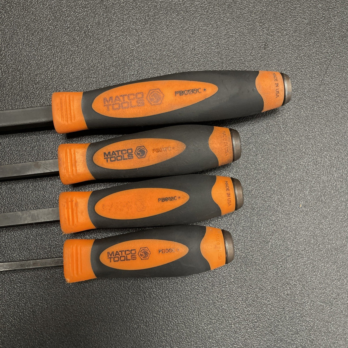 Matco Tools PBSO4C 4 Piece Curved Tip Pry Bar Set Orange Made in USA
