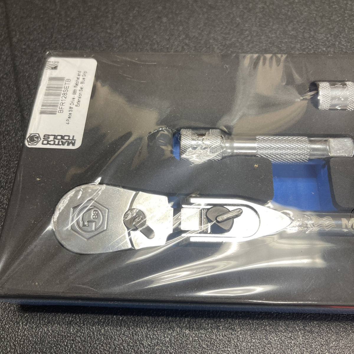 Matco Tools 3/8" Drive Flex Ratchet + Extensions Foam Set Blue BFR128SETB