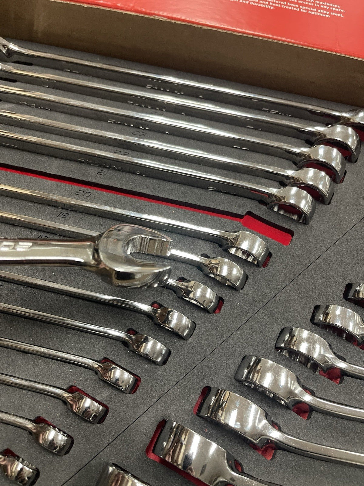 Snap-on Tools NEW RED 38pc MASTER Flank Drive PLUS Wrench Set SOEXFSET1BR