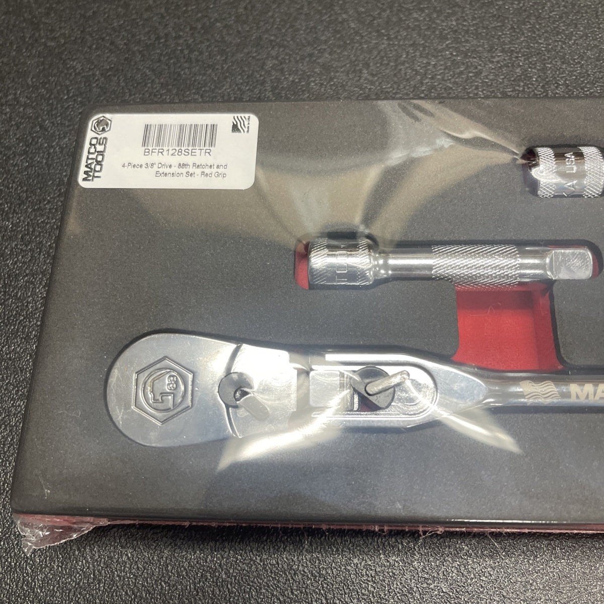 Matco Tools 3/8" Drive Locking Flex Ratchet + Extensions Foam Set Red BFR128SETR