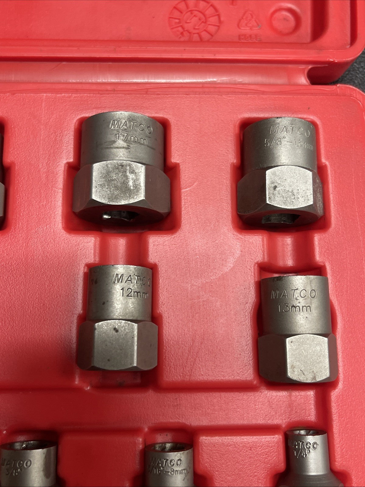 Matco MBX13 13 Piece Bolt Extractor 3/8" Drive 1/4"-3/4", 8mm-19mm