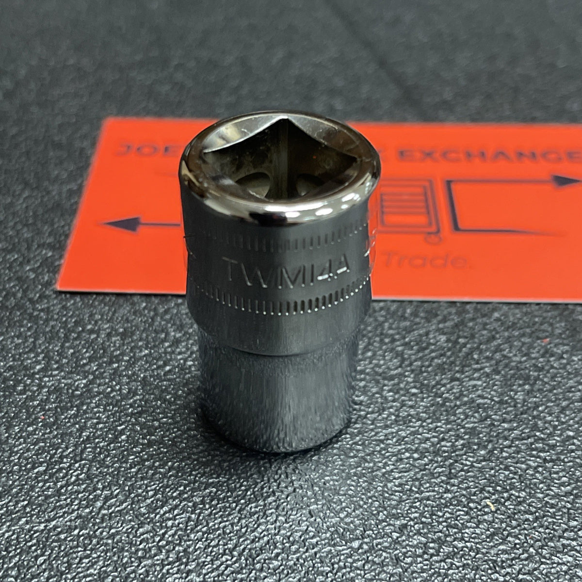 Snap-on Tools USA NEW 1/2" Drive 14mm Metric Shallow 6PT Chrome Socket TWM14A