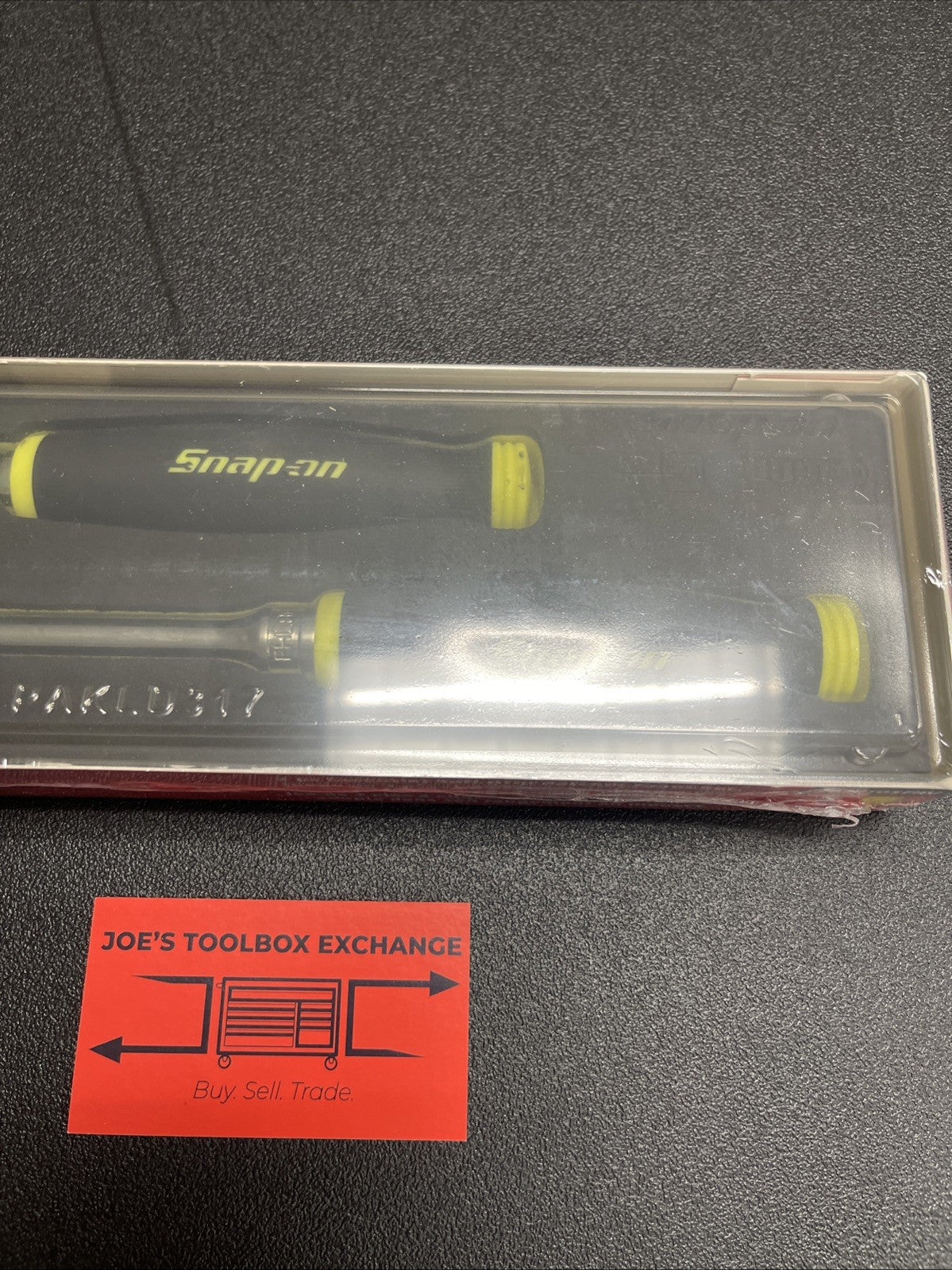 SNAP ON TOOLS  2Pc 3/8" Hi-Viz Yellow Soft Grip Foam Ratchet Set 202RT05FHV
