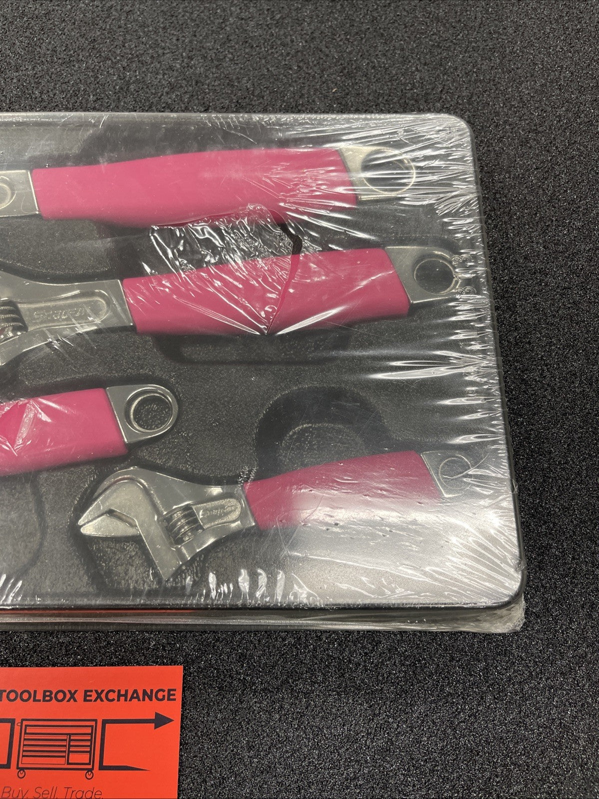For Snap-on  4pc ELECTRIC PINK Soft Grip Flank Drive Adj. Wrench Set FADH704CEP