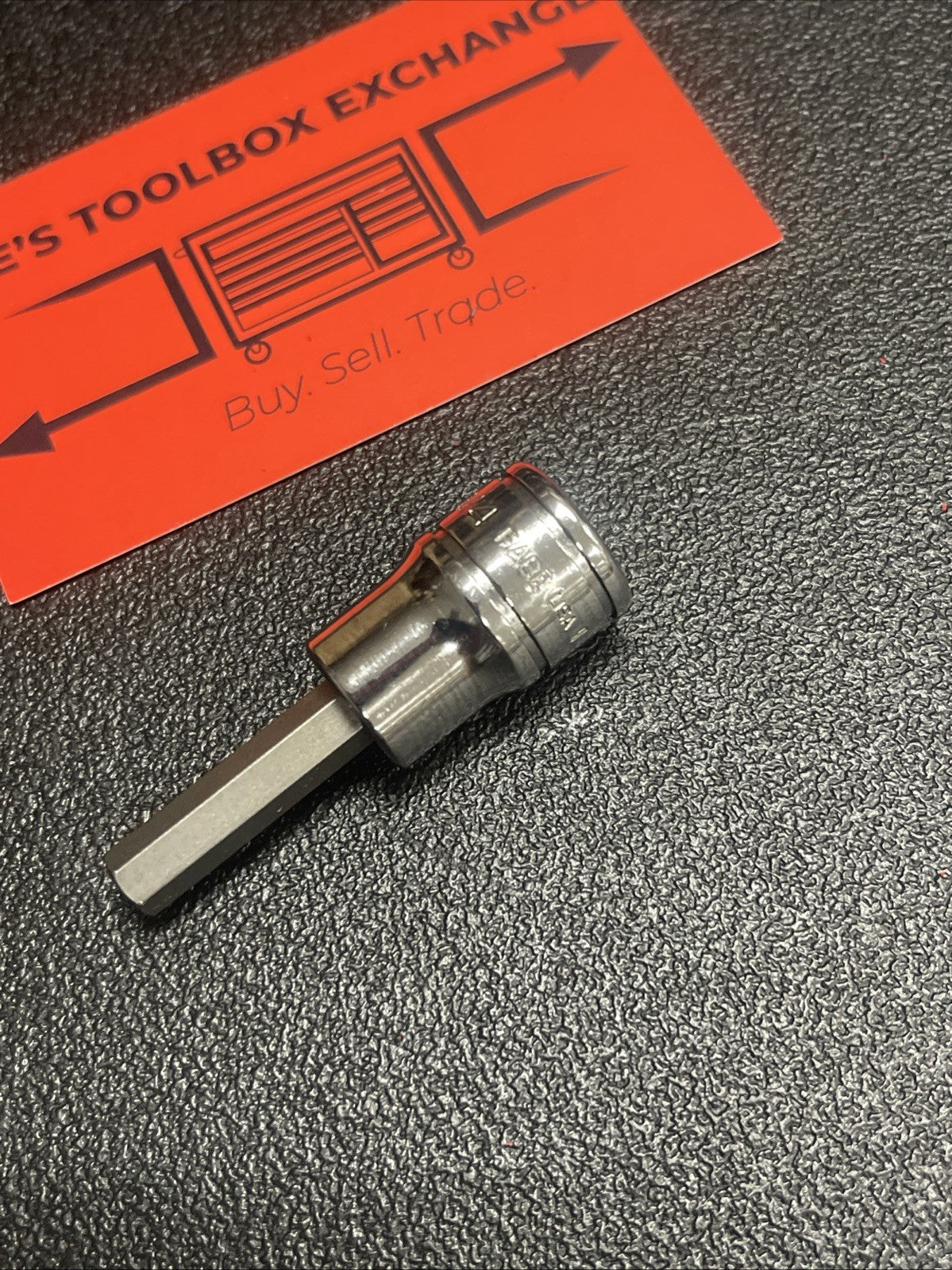Snap-on Tools USA NEW 3/8" Drive 1/4" SAE Standard Hex Bit Chrome Socket FA8E