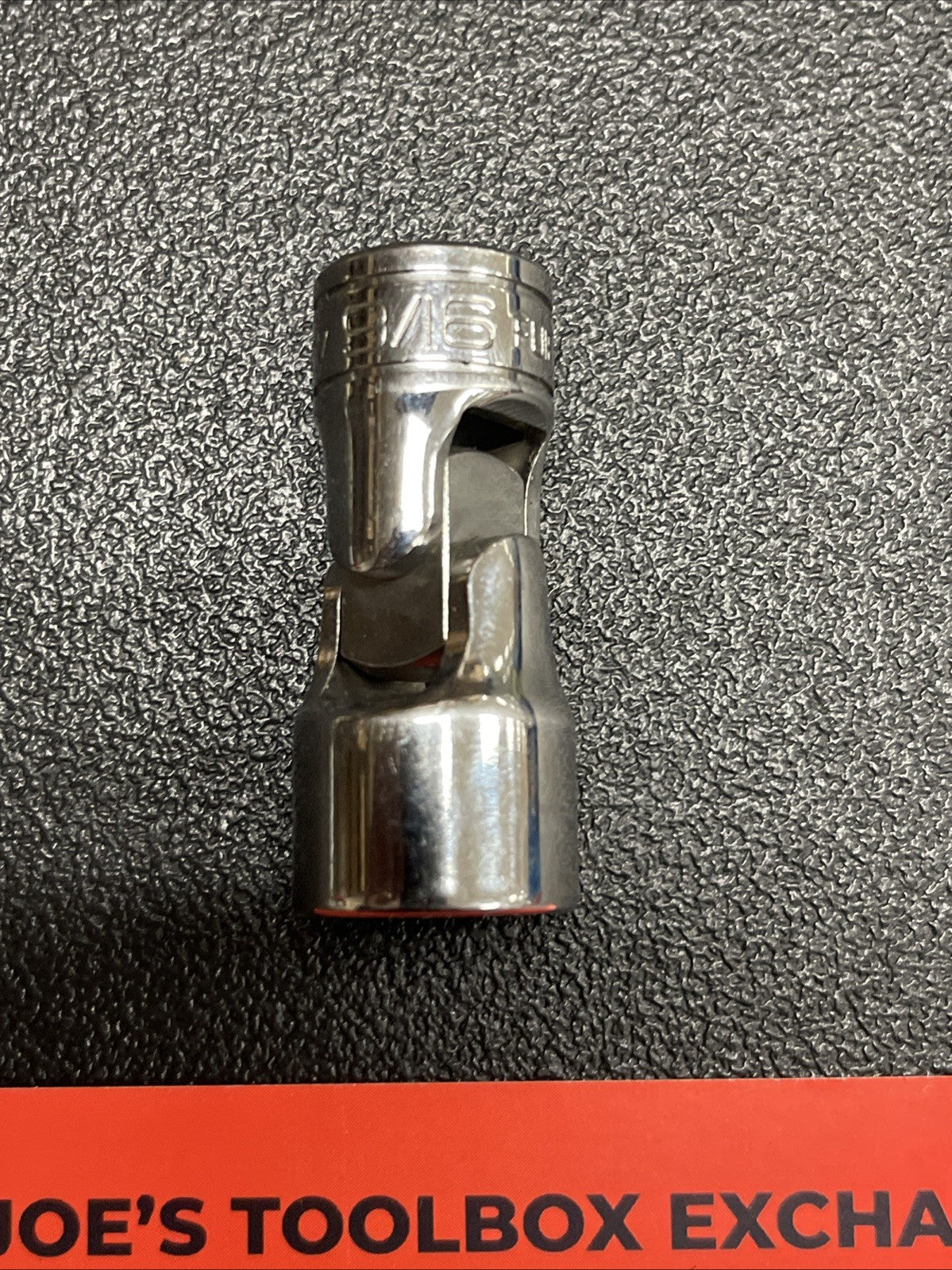 Snap-On Tools 3/8" Drive 9/16" SAE 12 POINT Chrome Swivel Socket FU18B USA 