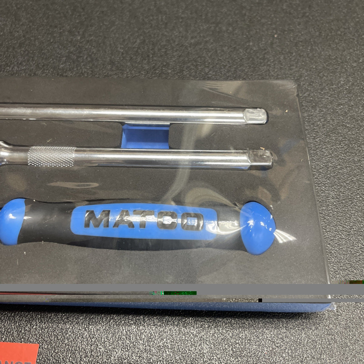 Matco Tools 3/8" Drive Flex Ratchet + Extensions Foam Set Blue BFR128SETB