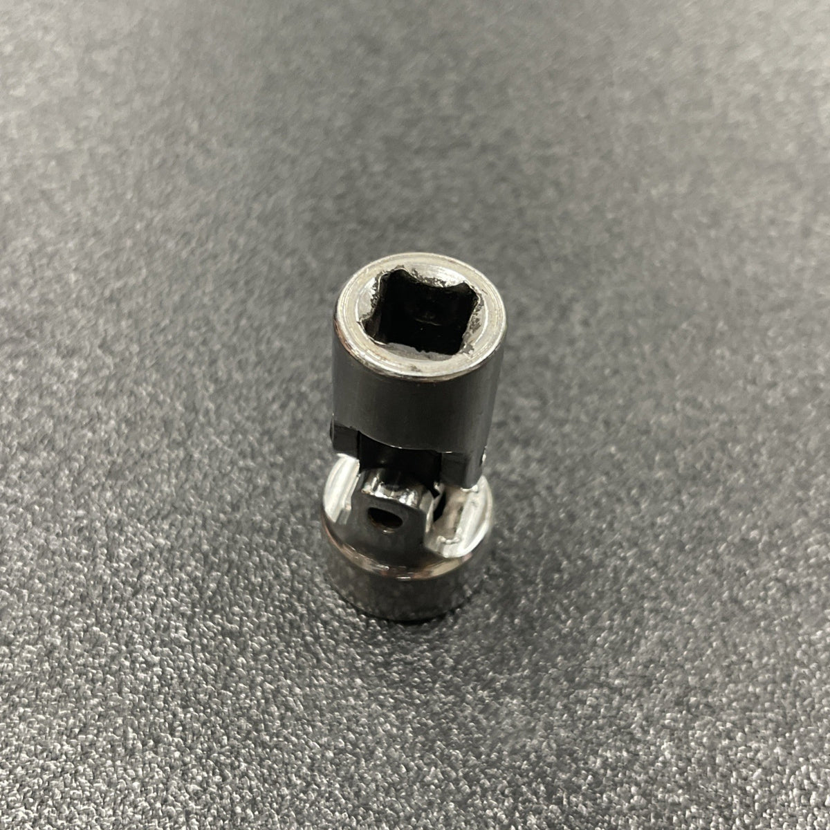 MATCO TOOLS 3/8” Drive 12 Point 5/8” Swivel Socket BU202 Chrome plated