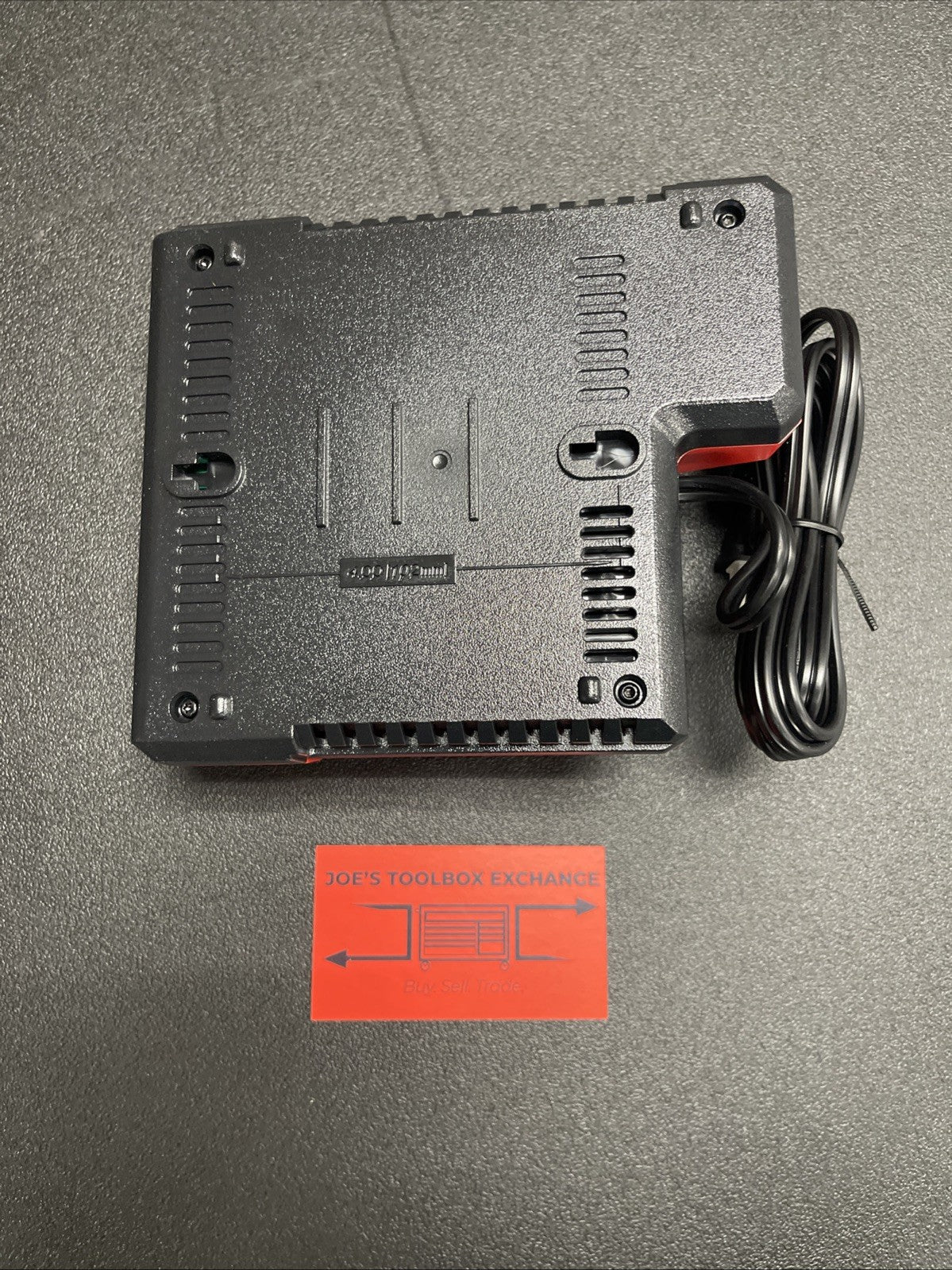 Milwaukee MEW GENUINE Battery Charger M18 & M12 48-59-1812 Lithium 12 18 Volt