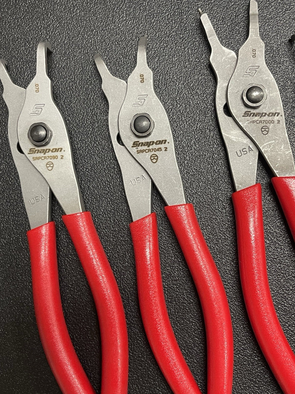 SNAP-ON SRPCR112 12 Pc. Snap Ring Pliers Set W/Foam Padded Case Red