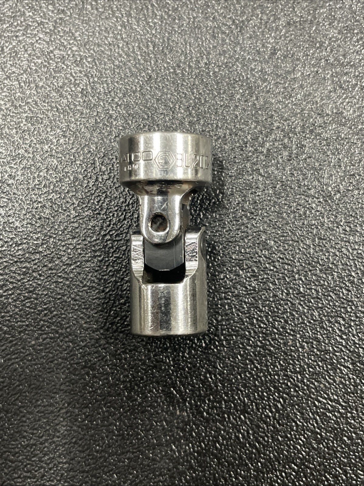 MATCO TOOLS 3/8” Drive 12 Point 5/8” Swivel Socket BU202 Chrome plated