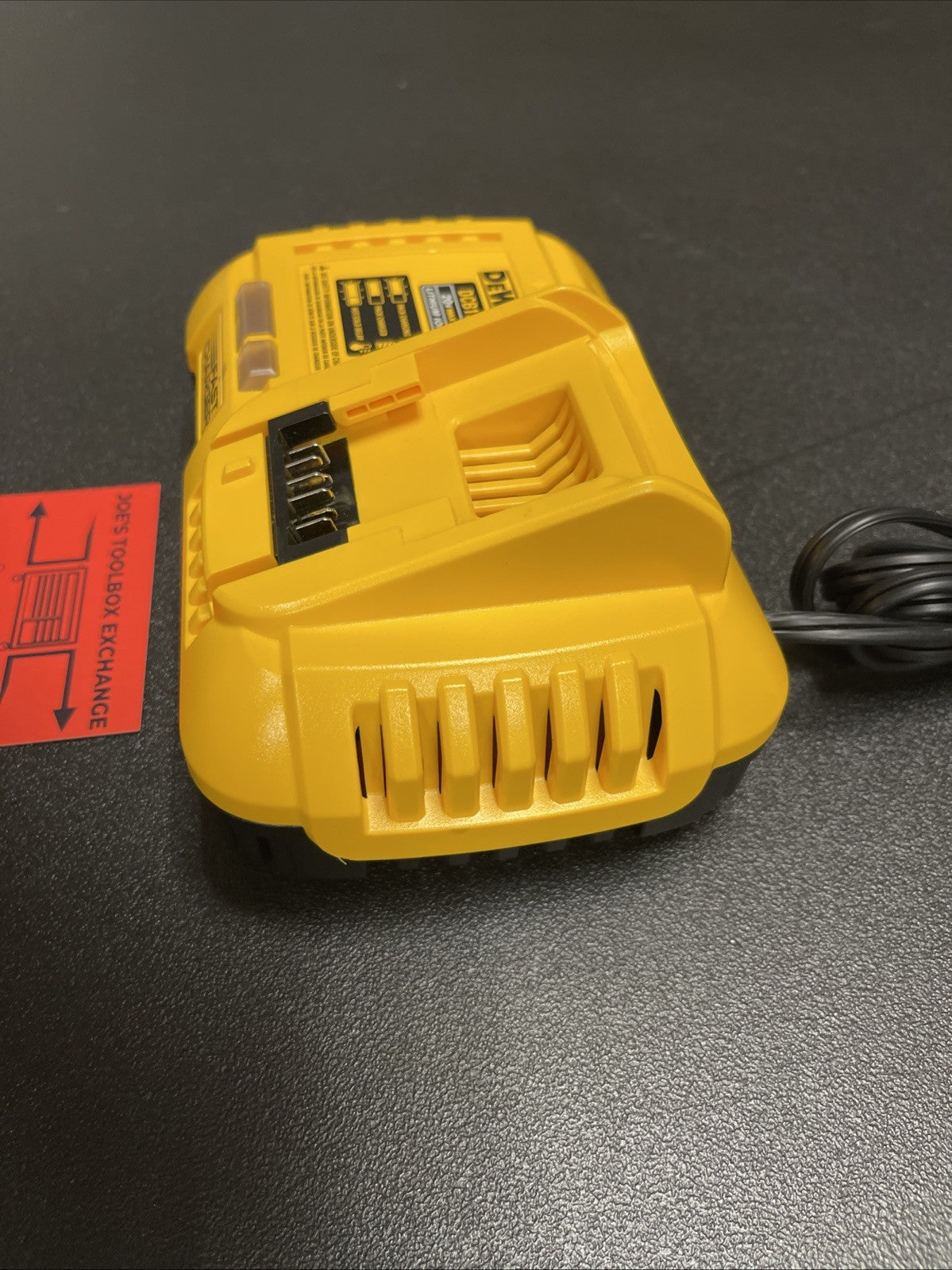 DEWALT DCB118 20V Lithium Ion Fan Cooled Fast Battery Charger