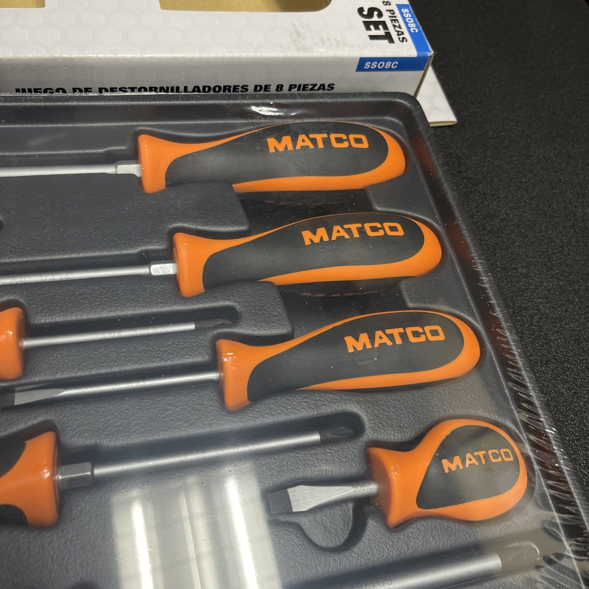 BRAND NEW (Orange) Matco Tool 8 piece screwdriver set SSO8C