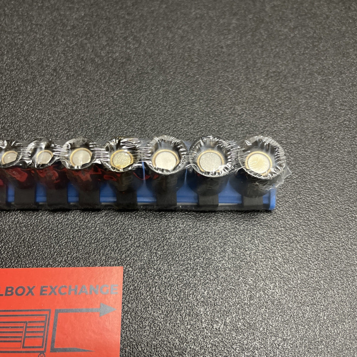 Matco Tools NEW SAMPM126V 1/4" Metric 6-Point Magnetic Impact Socket Set