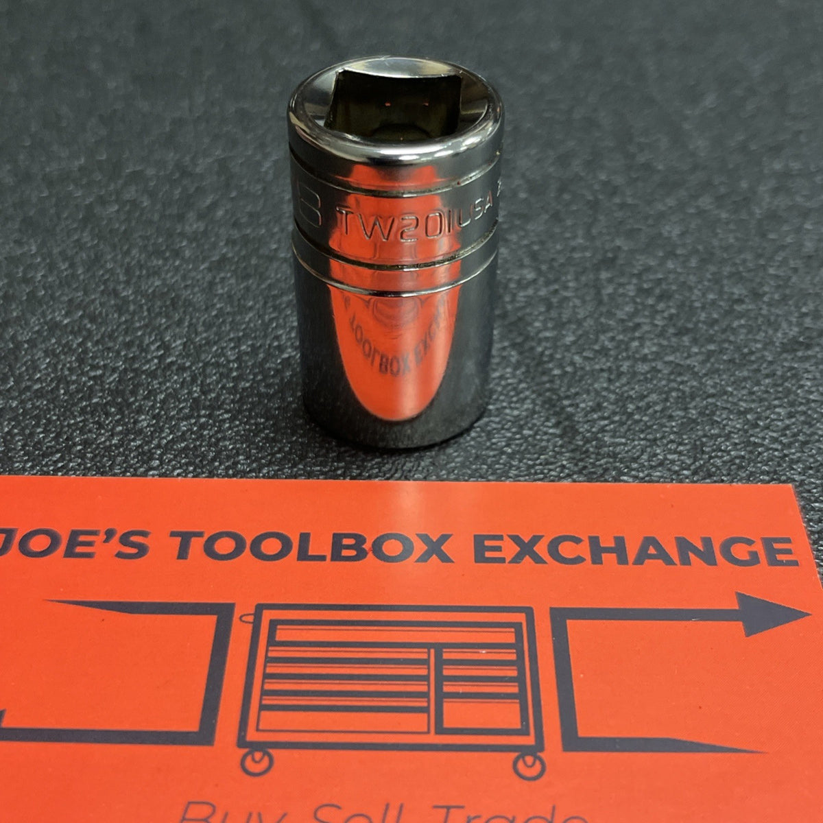 Snap-on Tools USA NEW 1/2" Drive 5/8" SAE 6 Point Shallow Chrome Socket TW201