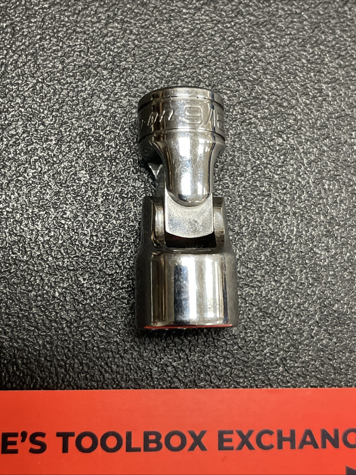 Snap-On Tools 3/8" Drive 9/16" SAE 12 POINT Chrome Swivel Socket FU18B USA 