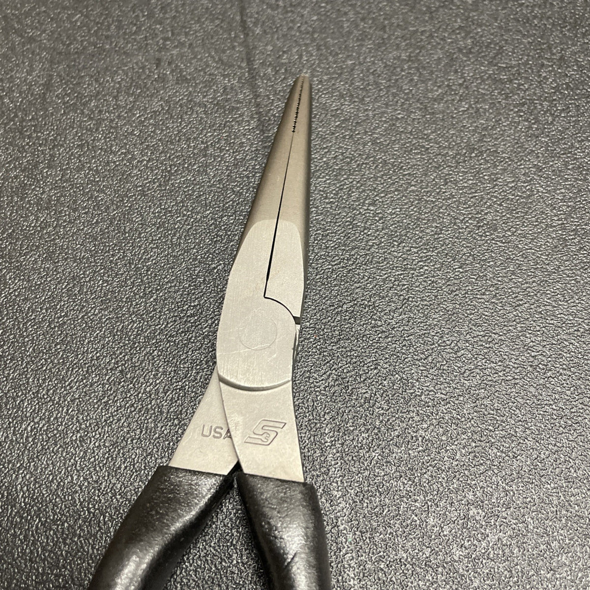 Snap-on Tools USA NEW BLACK 9" Soft Grip Needle Nose Pliers 97ACFBK