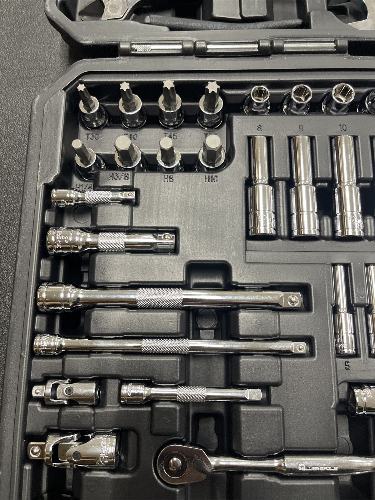 Matco Tools SAB122SE 122 PIECE 1/4" & 3/8" DRIVE SILVER EAGLE® MASTER TOOL SET