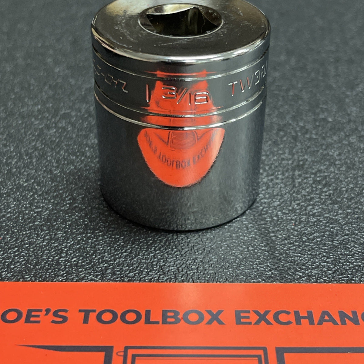 Snap-on Tools USA NEW 1/2" Drive 1-3/16" SAE 6 Point Shallow Chrome Socket TW381