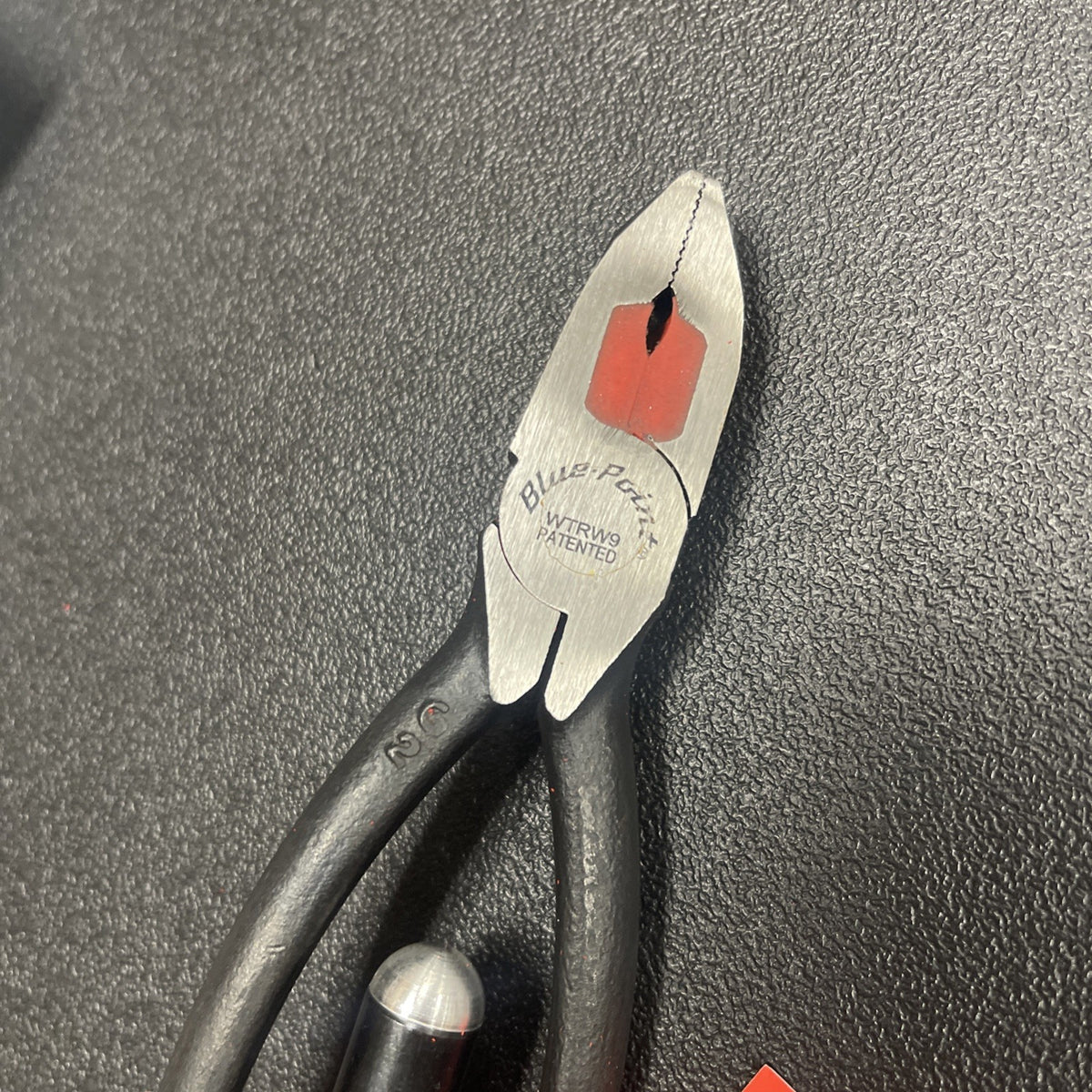 Blue-Point USA NEW Reversible Cushion Throat Wire Twister Pliers WTRW9