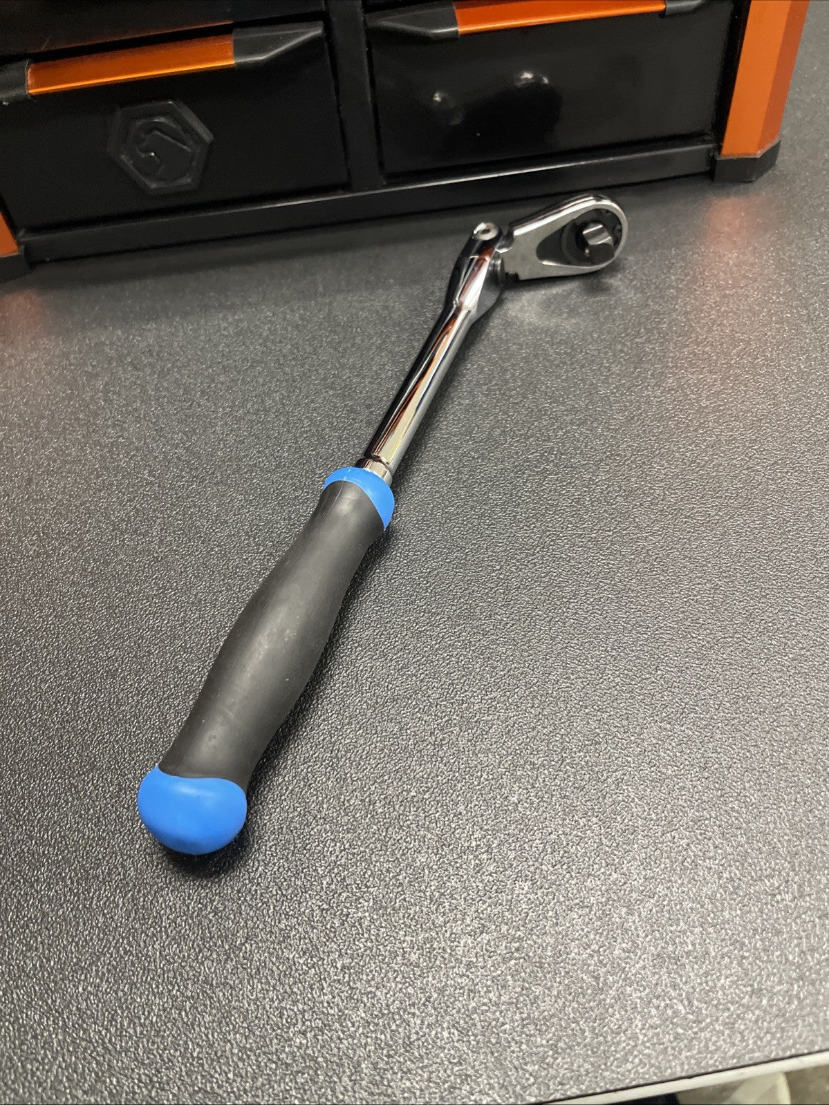 NEW! Matco Tools BFR128LFB 3/8" DRIVE 12-1/2" LOCKING FLEX HEAD RATCHET BLUE
