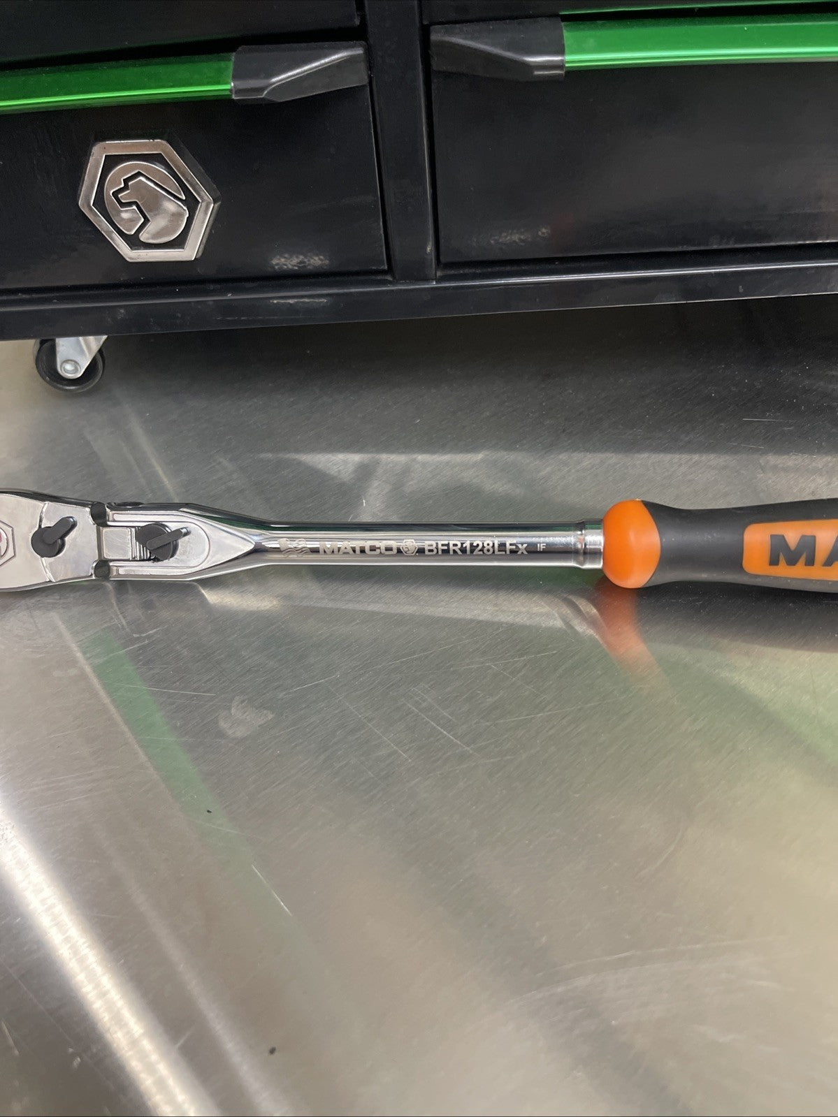 NEW! Matco Tools BFR128LFM 3/8" DRIVE 12-1/2" LOCKING FLEX HEAD RATCHET Orange